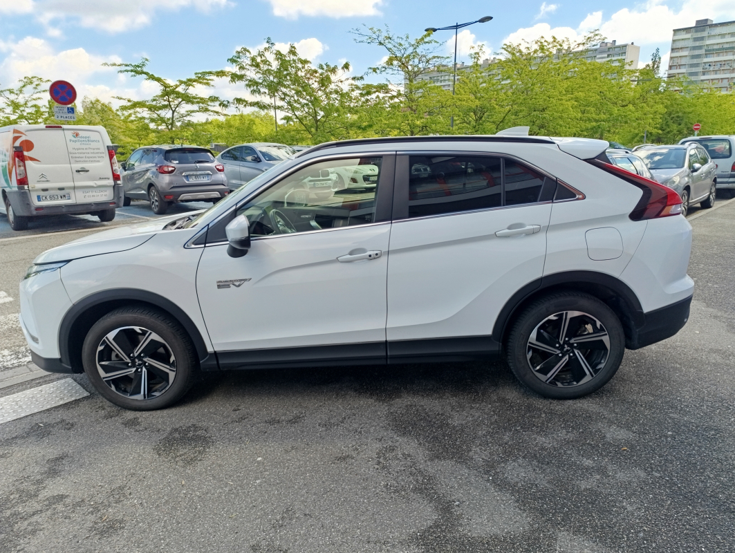 Mitsubishi Eclipse Cross — 5