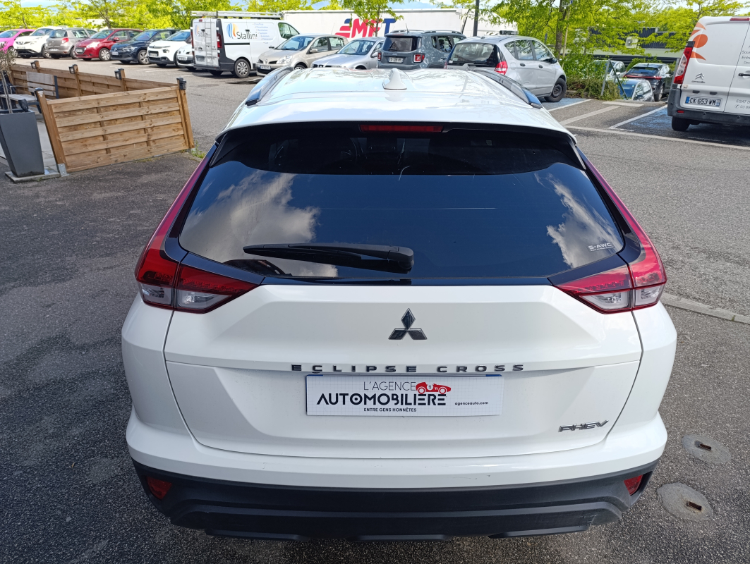 Mitsubishi Eclipse Cross — 7