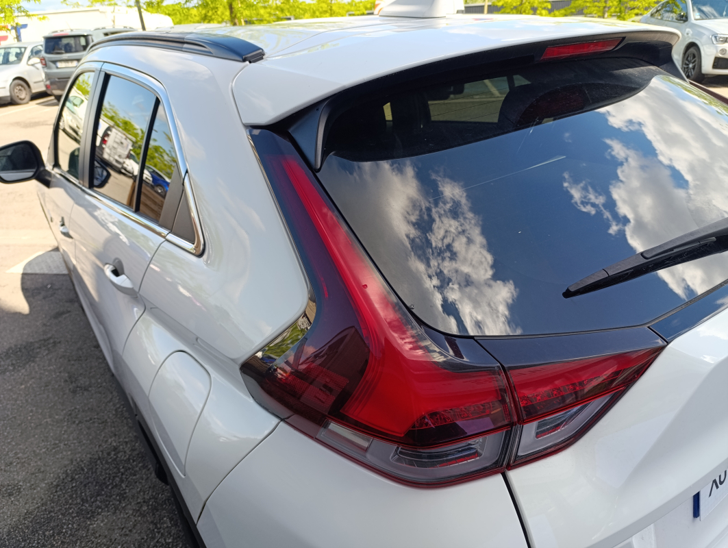 Mitsubishi Eclipse Cross — 32