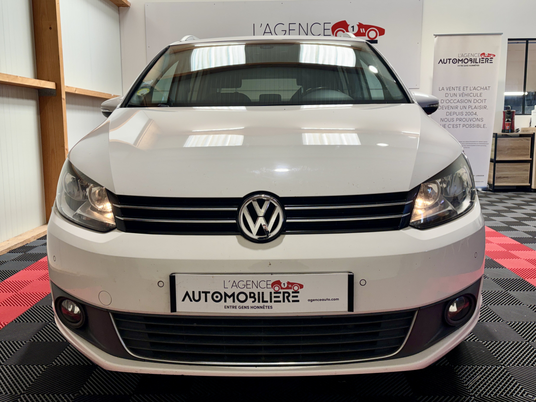 Volkswagen Touran — 2