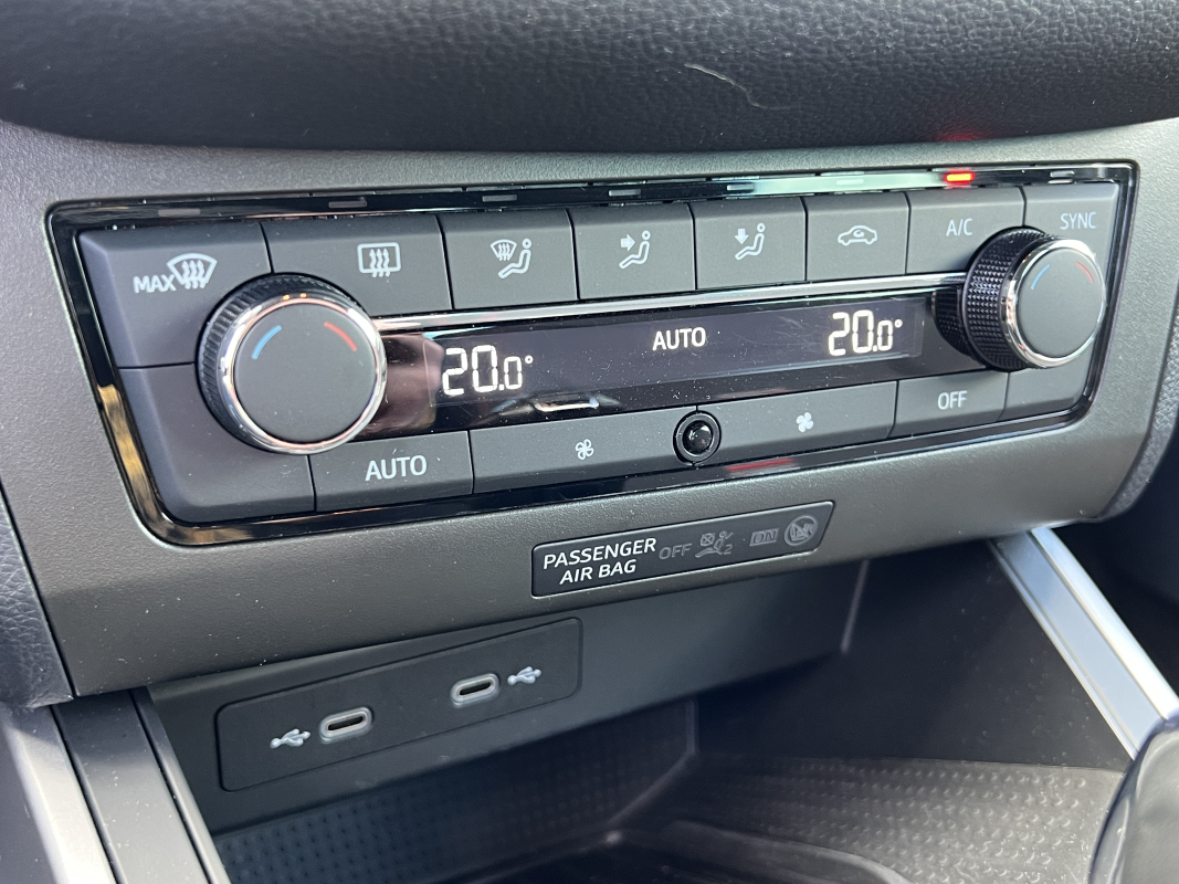 Seat Arona — 24
