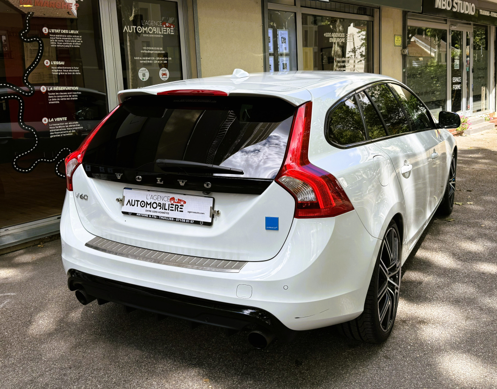 Volvo V60 — 4