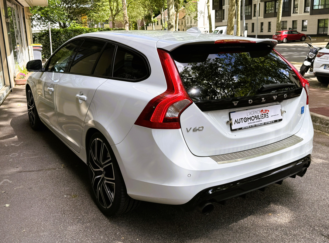 Volvo V60 — 6