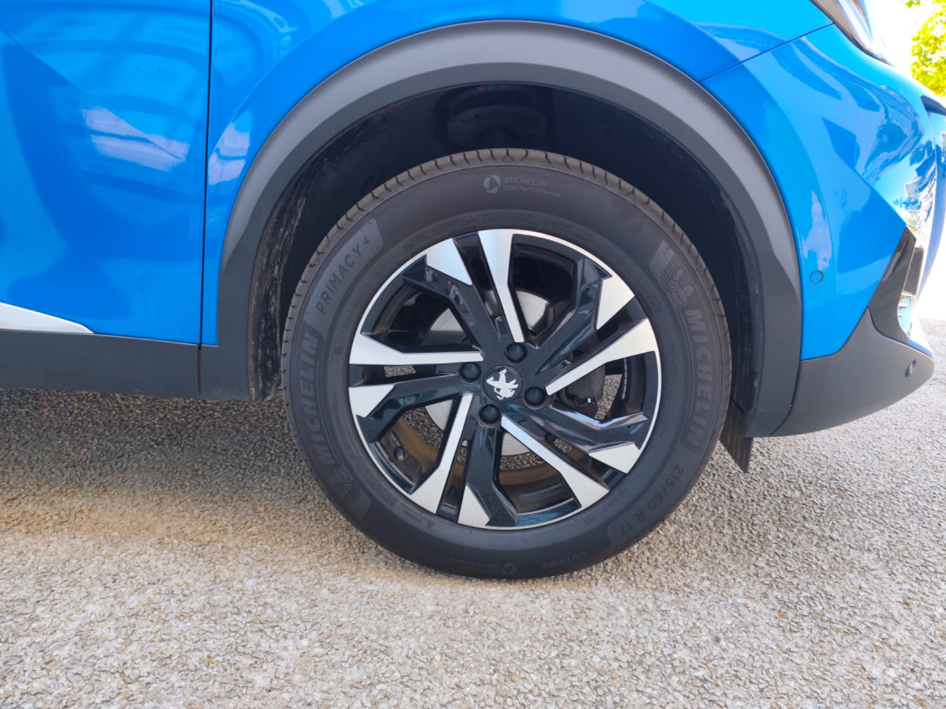 Peugeot 2008 — 28