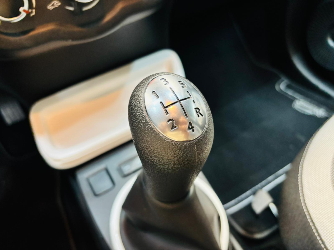 Renault Renault Twingo 3 — 14