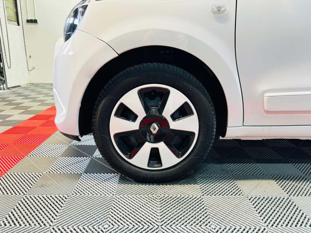 Renault Renault Twingo 3 — 24