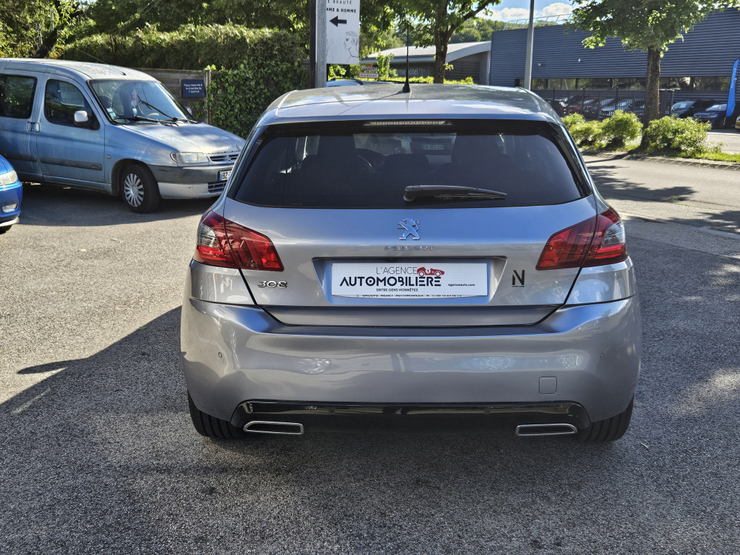 Peugeot 308 — 7