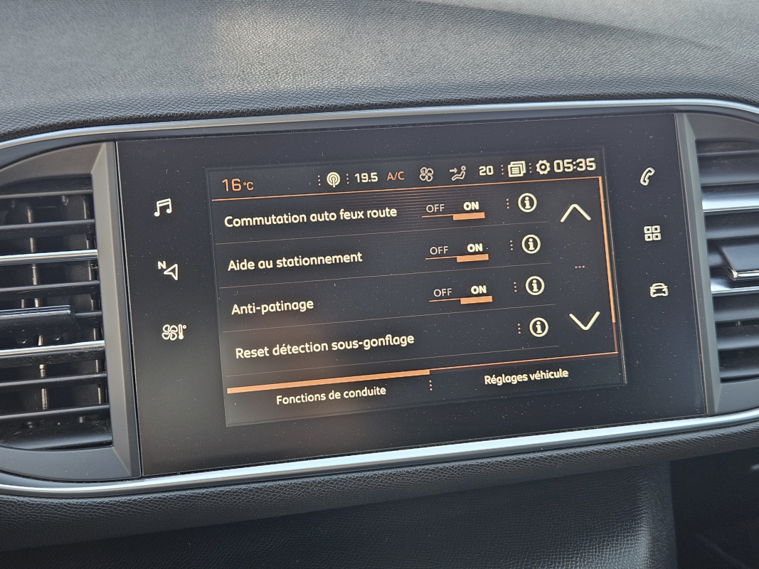 Peugeot 308 — 20