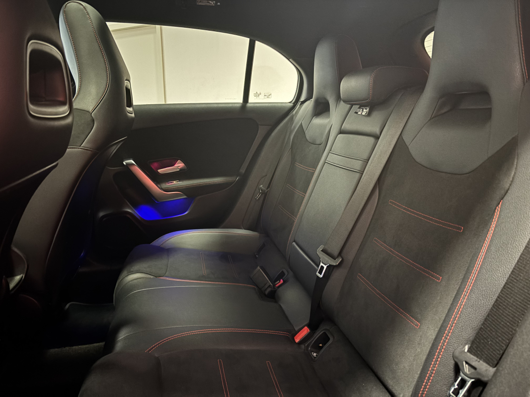 Mercedes Classe A — 15