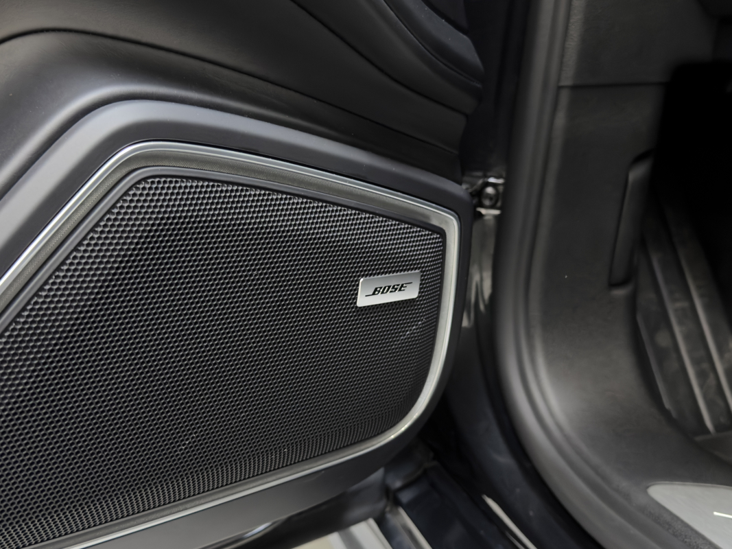 Porsche Panamera — 32