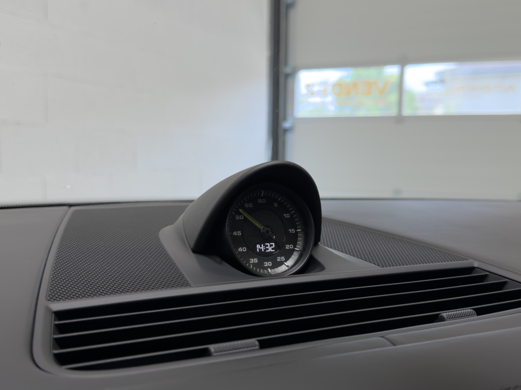 Porsche Panamera — 22