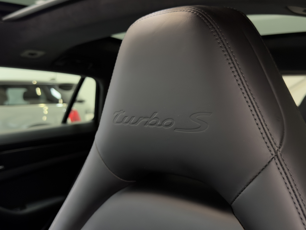 Porsche Panamera — 13