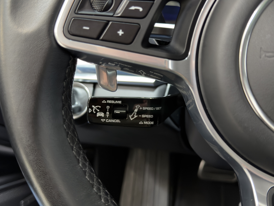 Porsche Panamera — 21