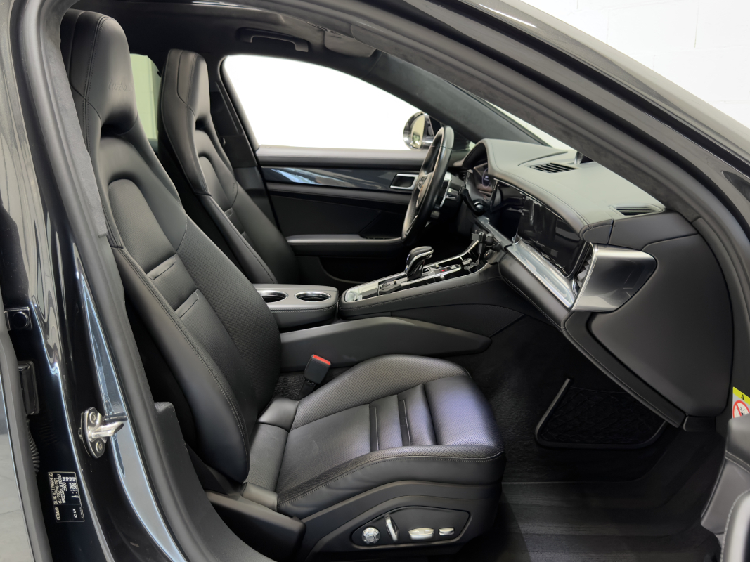 Porsche Panamera — 9