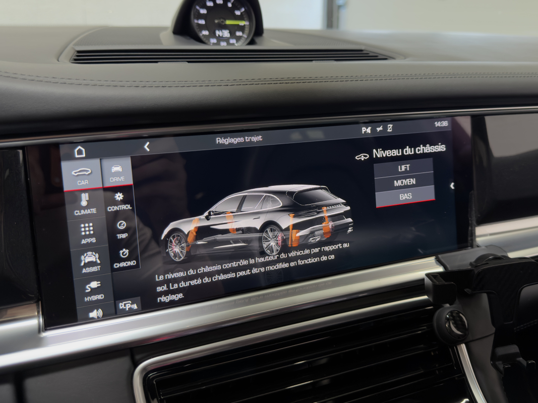 Porsche Panamera — 26