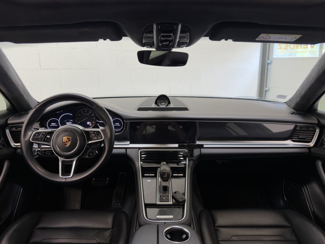Porsche Panamera — 8