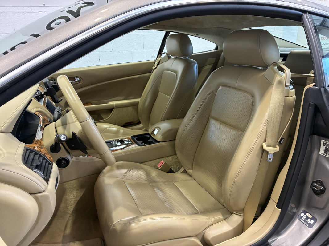 Jaguar XK — 11