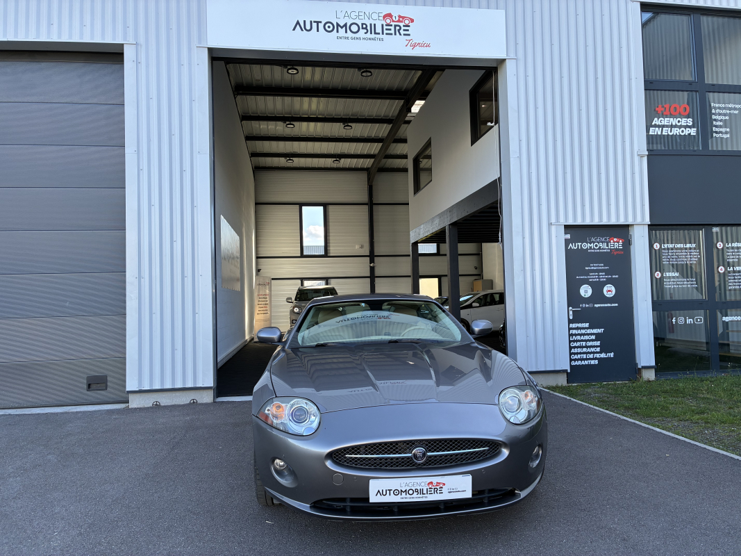 Jaguar XK