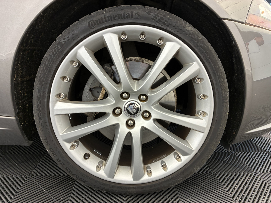 Jaguar XK — 30