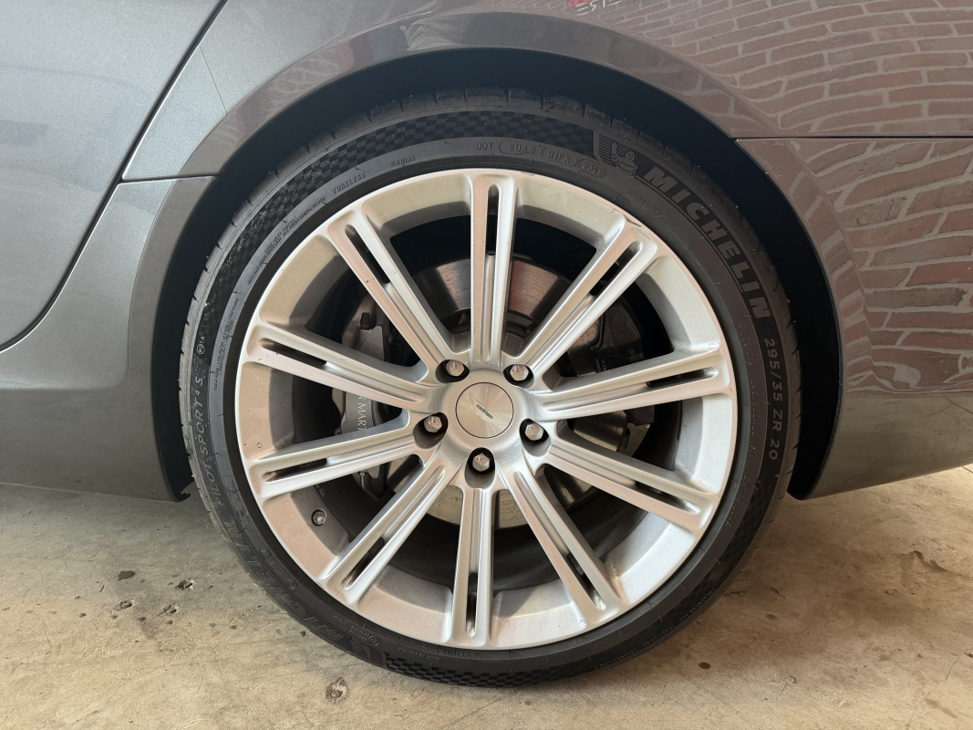 Aston Martin Rapide — 28