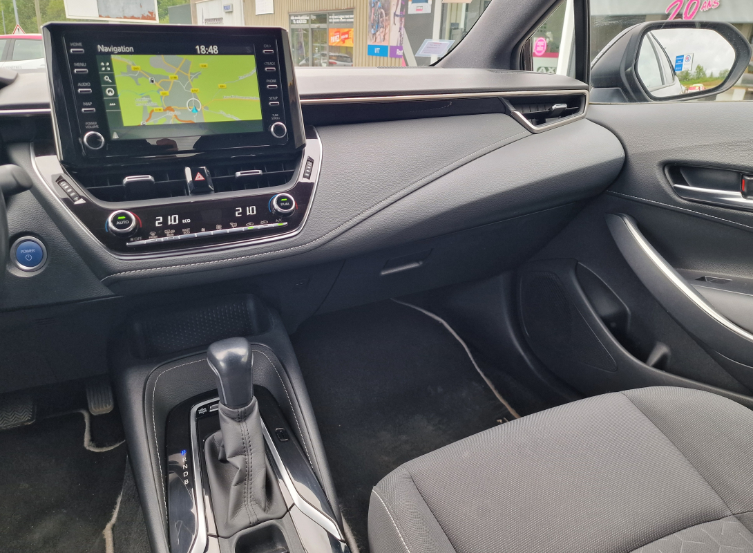 Toyota Corolla — 17