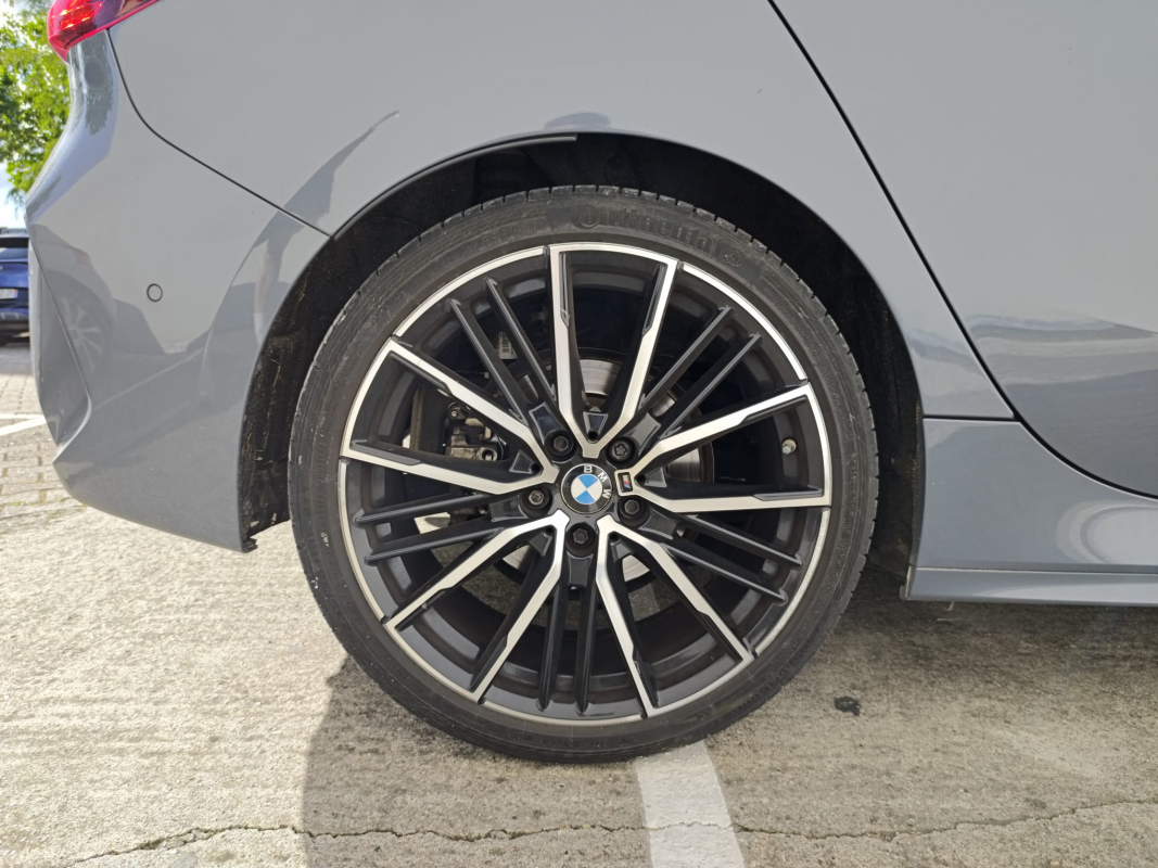 Bmw Série 1 — 23