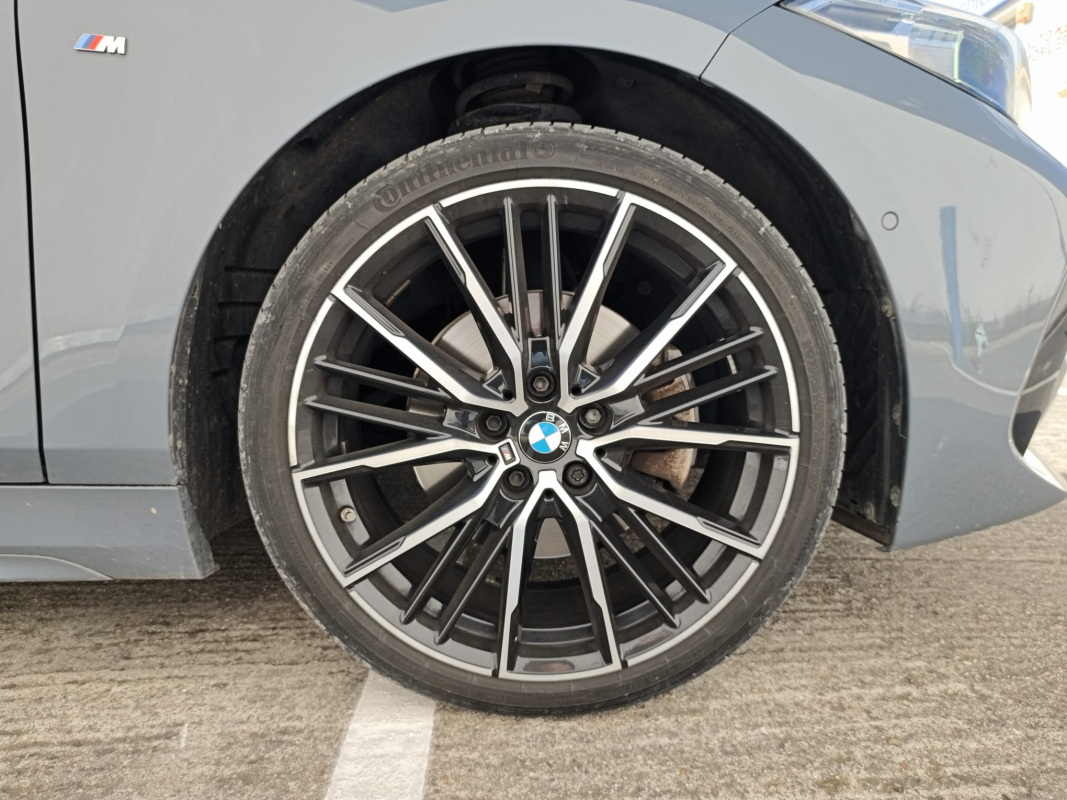 Bmw Série 1 — 24
