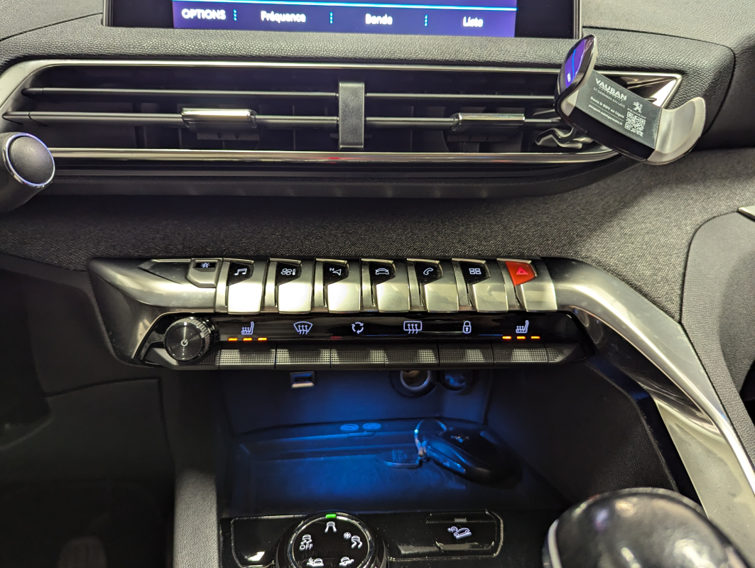 Peugeot 3008 — 19