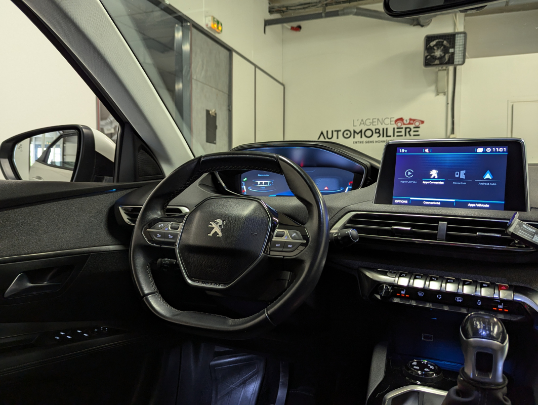 Peugeot 3008 — 11