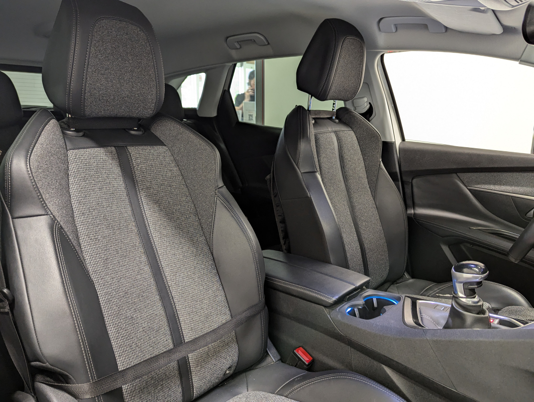 Peugeot 3008 — 12