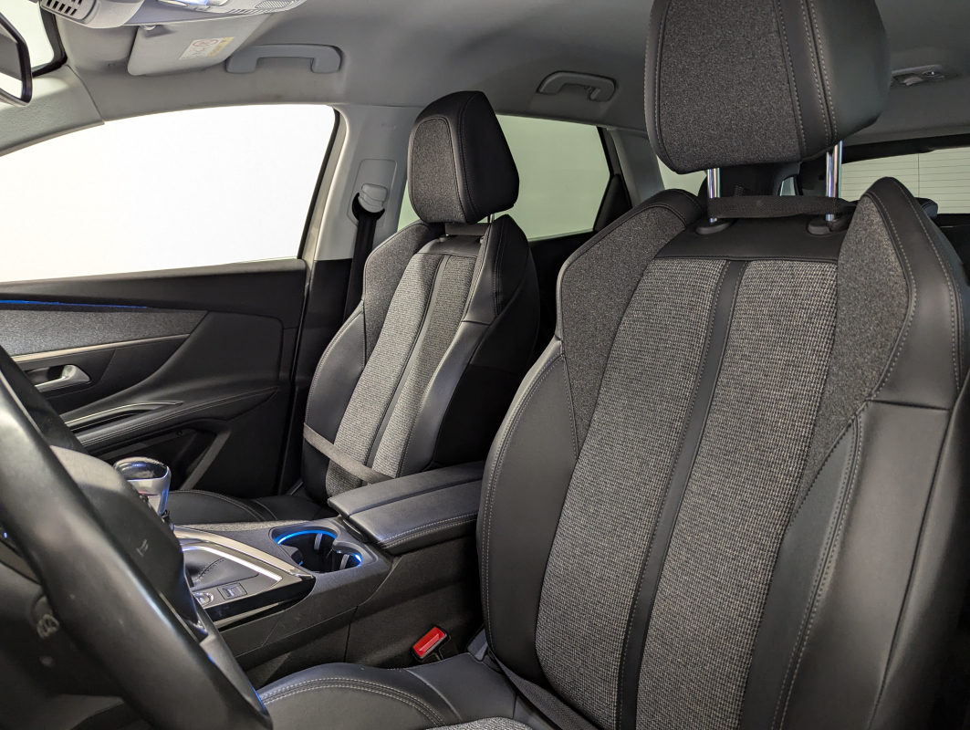Peugeot 3008 — 8