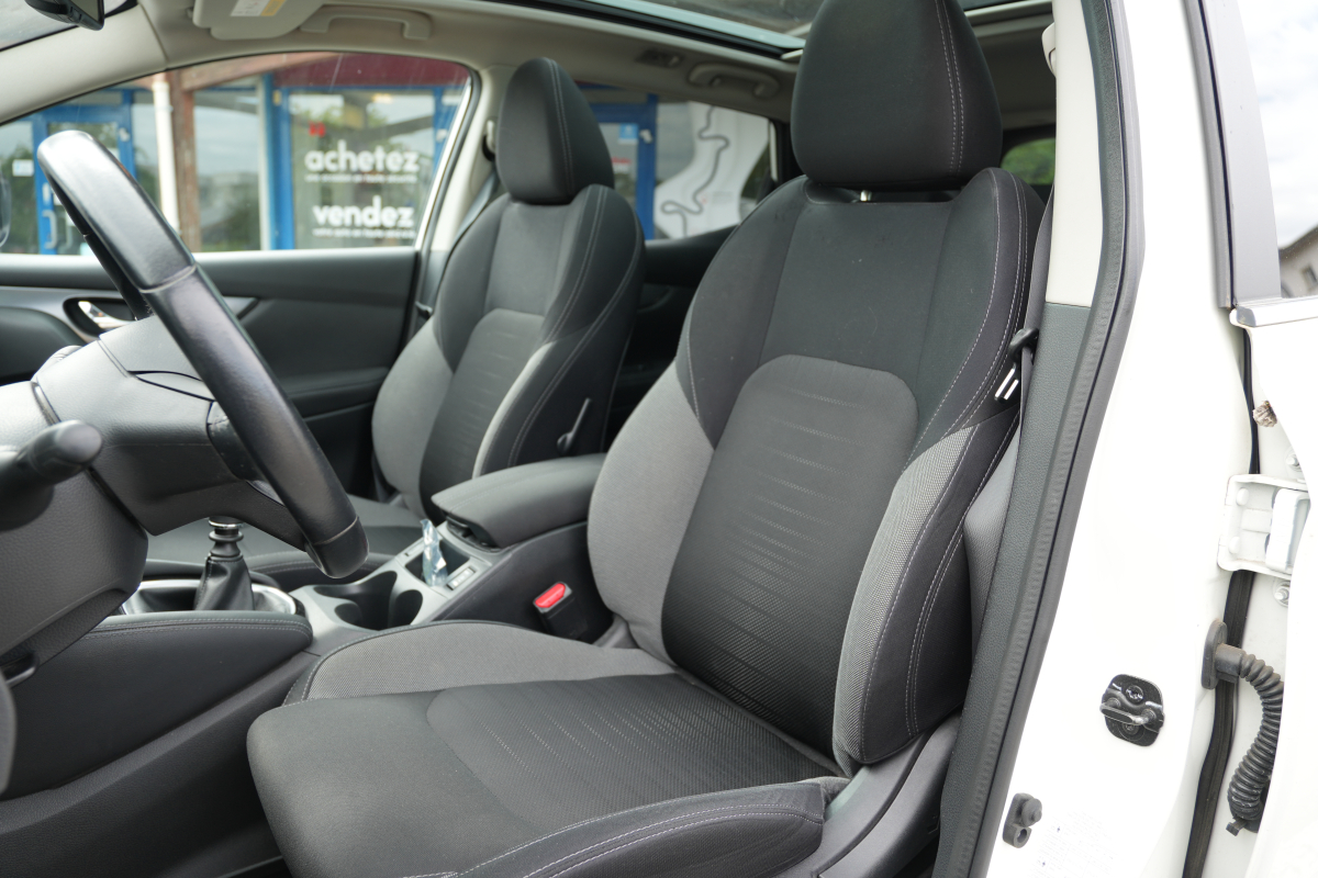 Nissan Qashqai — 25