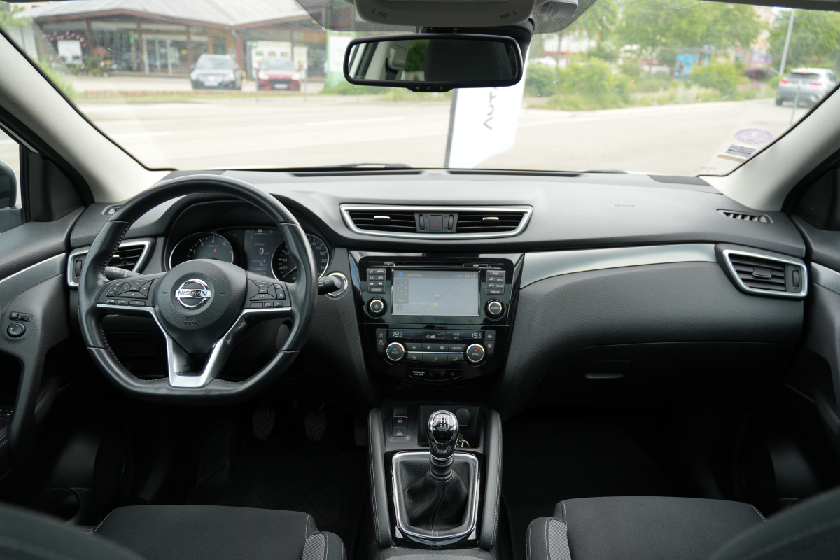 Nissan Qashqai — 12