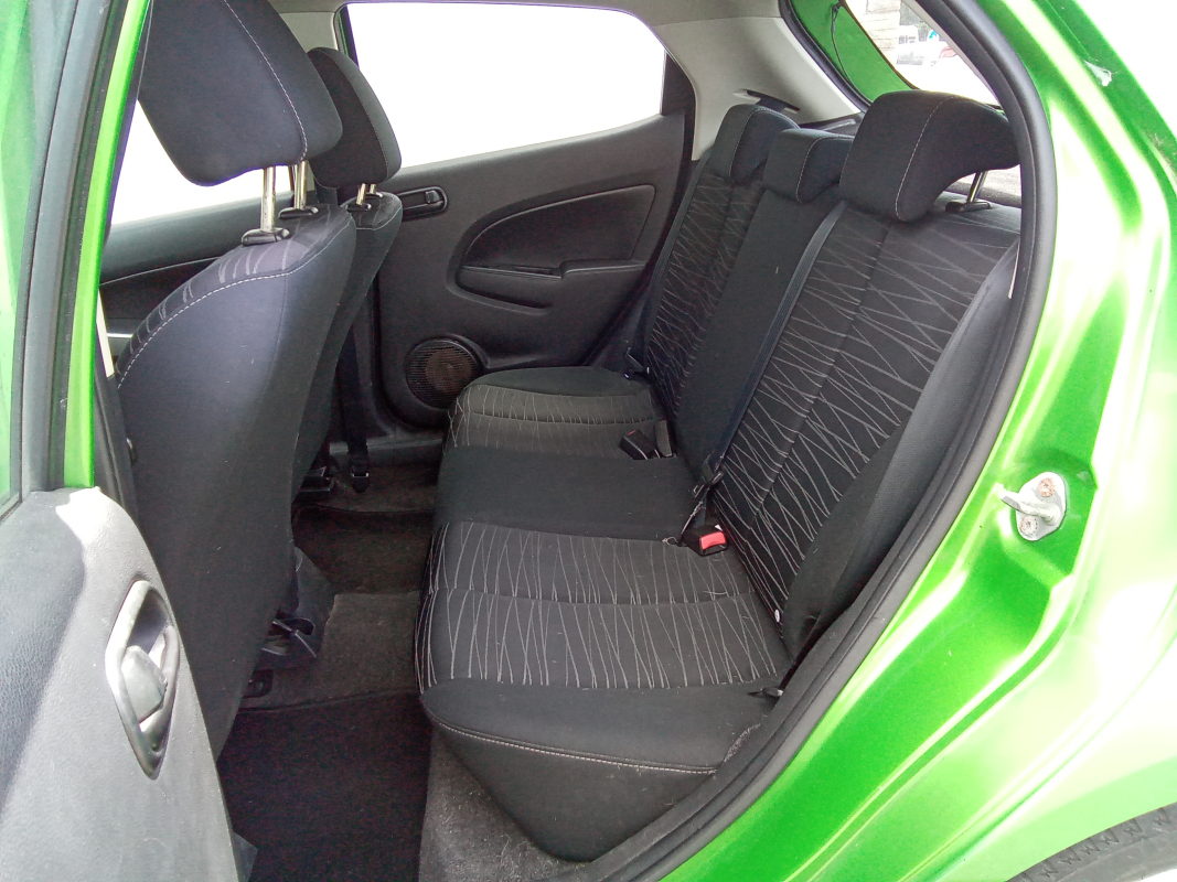 Mazda Mazda 2 — 14