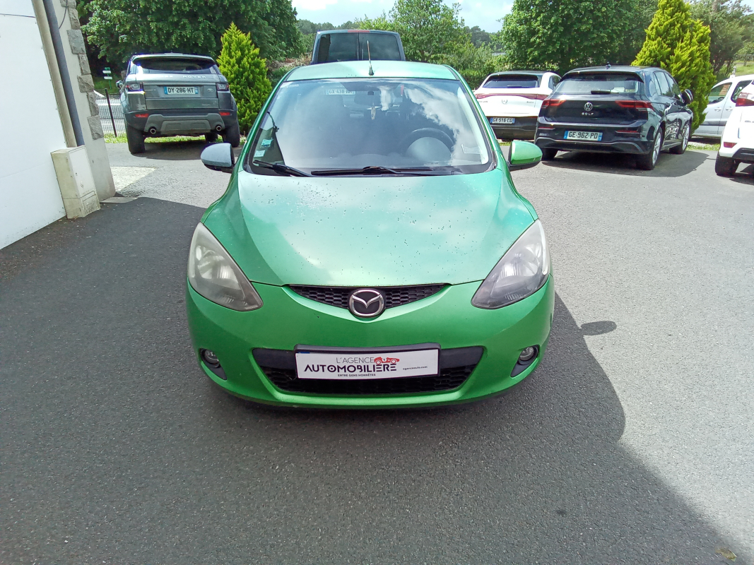 Mazda Mazda 2 — 7