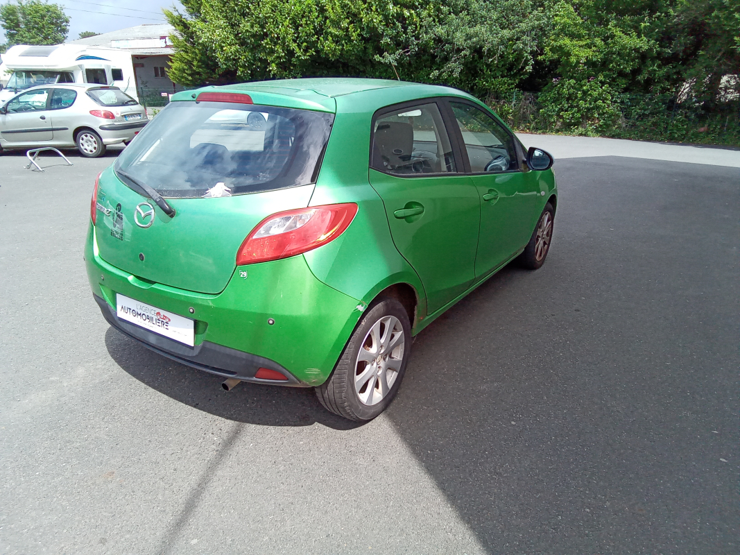 Mazda Mazda 2 — 5
