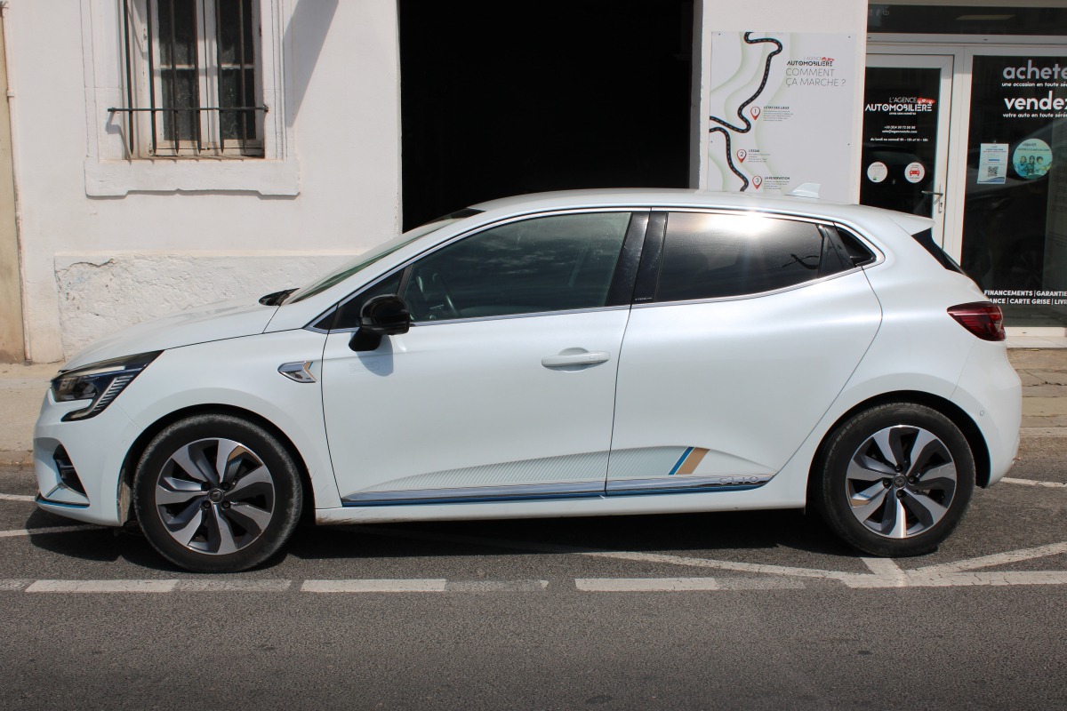 Renault Clio — 8