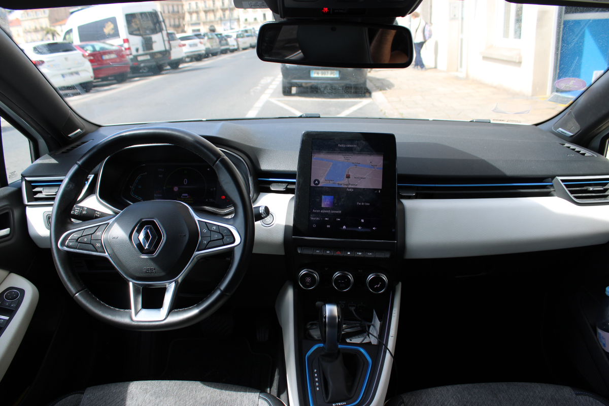 Renault Clio — 10