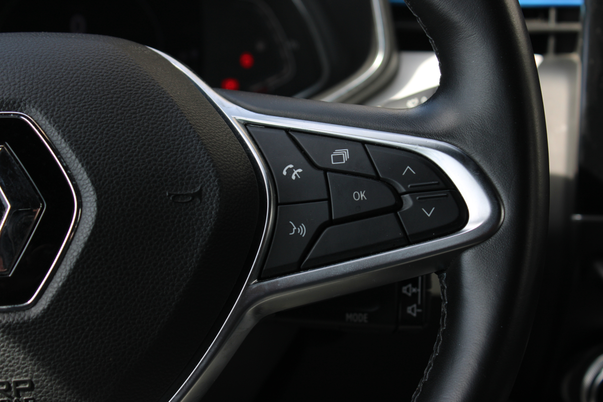 Renault Clio — 24