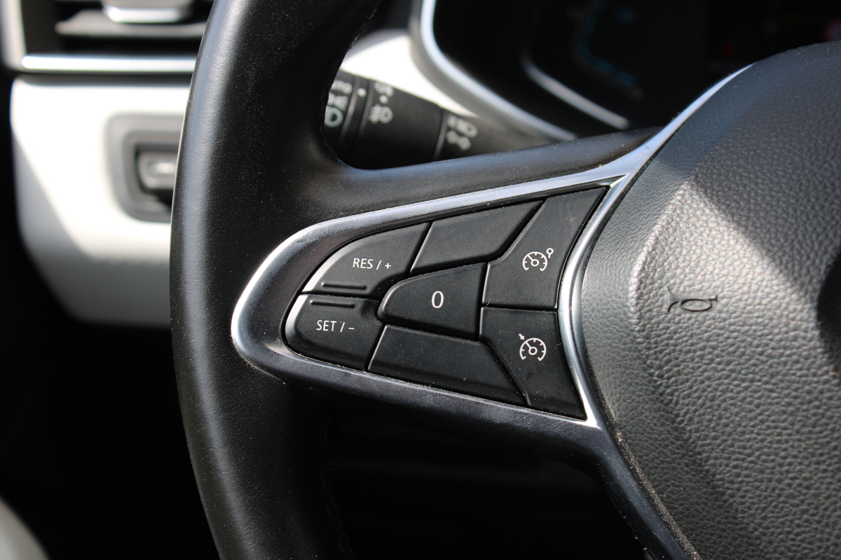 Renault Clio — 23
