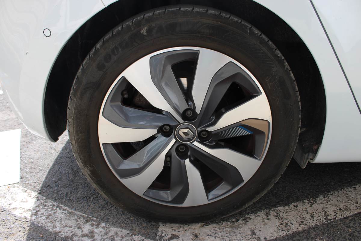 Renault Clio — 27