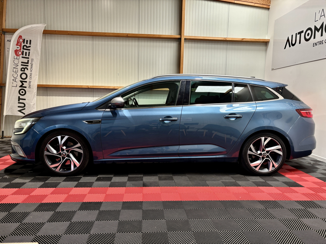 Renault Megane Estate — 8