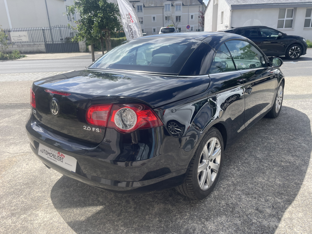 Volkswagen EOS — 12