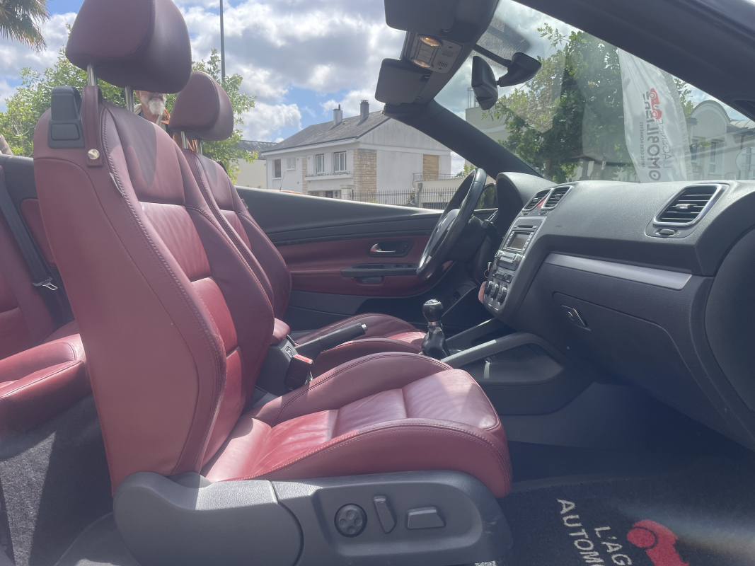 Volkswagen EOS — 18