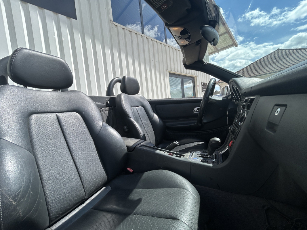 Mercedes SLK — 17