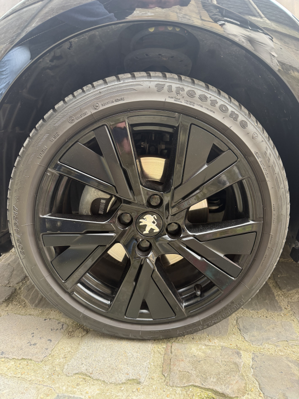 Peugeot 208 — 26