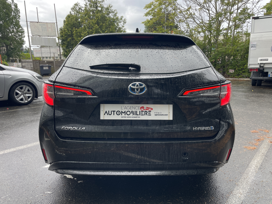 Toyota Corolla — 6
