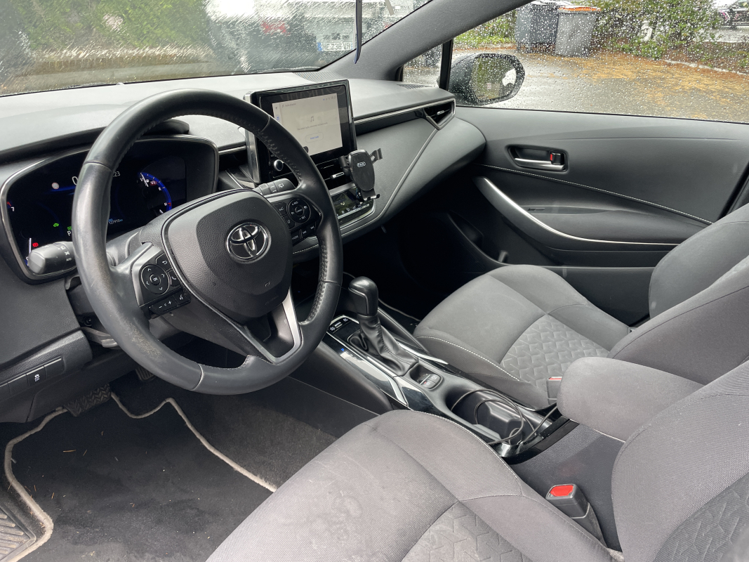 Toyota Corolla — 10