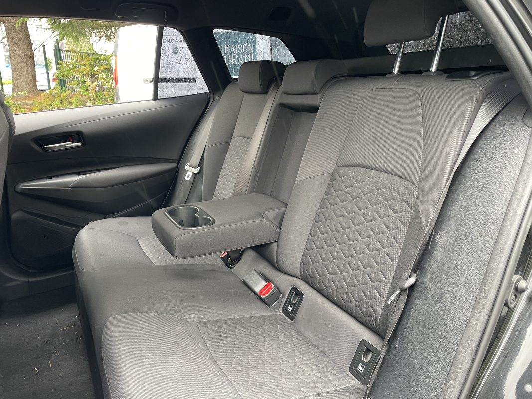 Toyota Corolla — 13