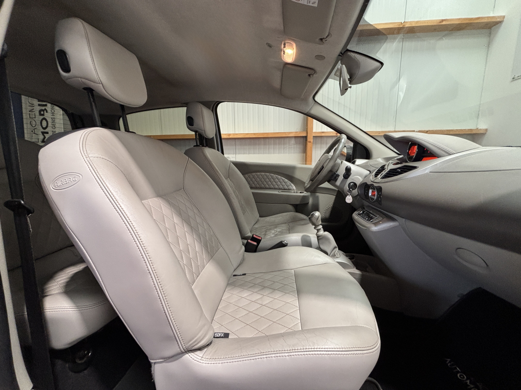 Renault Twingo — 14